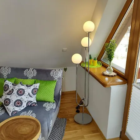 Loft Folk * זקופאנה